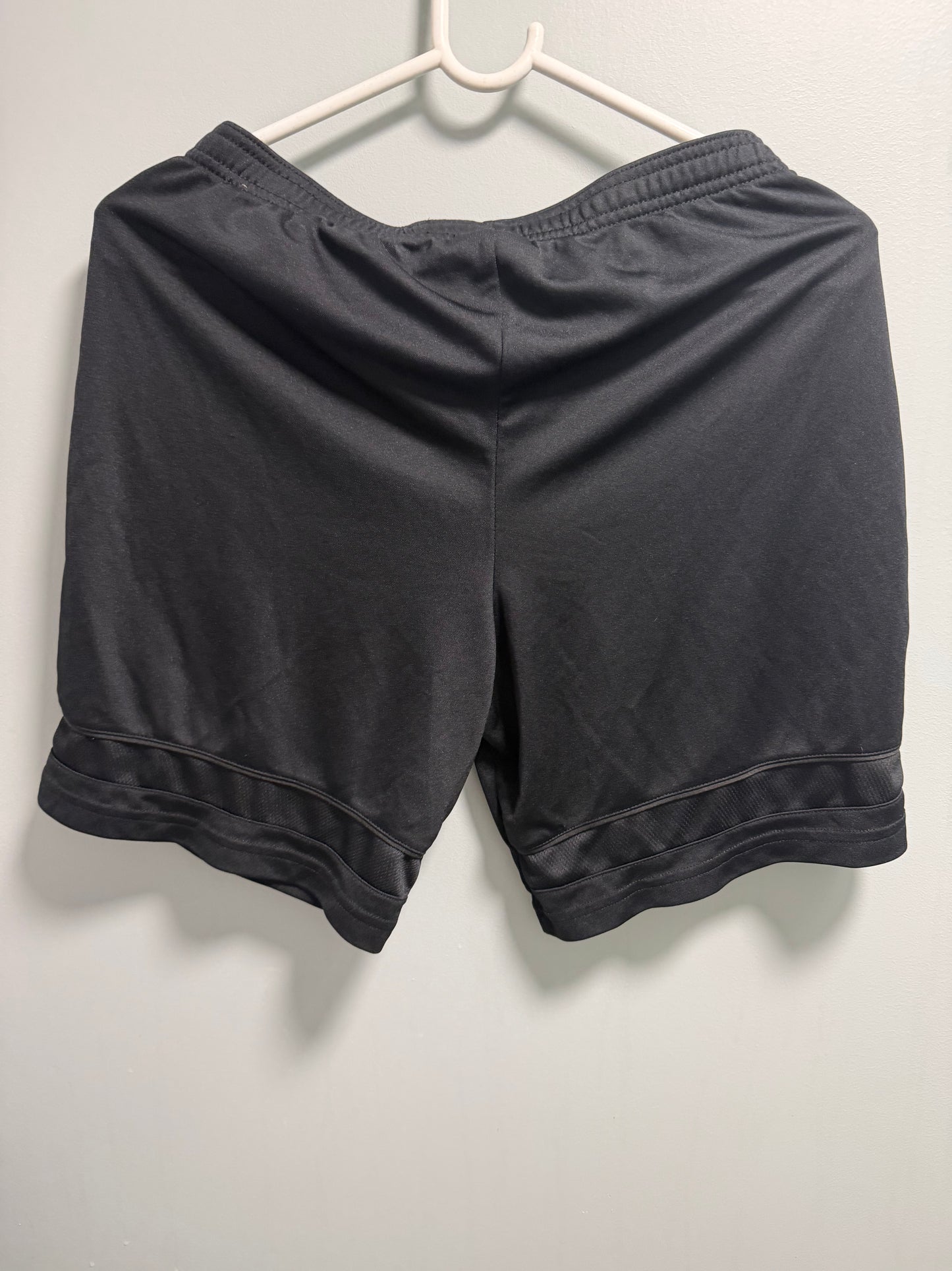 Nike Dri-FIT sporta šorti L – Melni