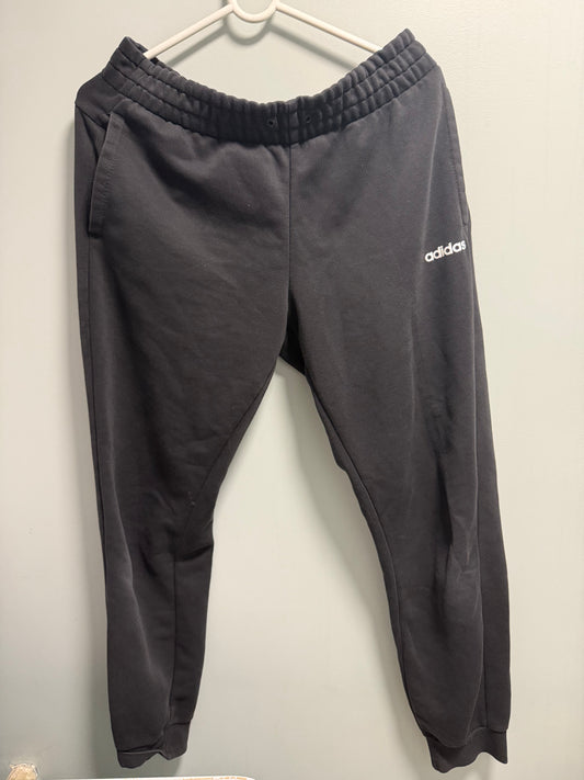 Adidas sporta bikses – Melnas