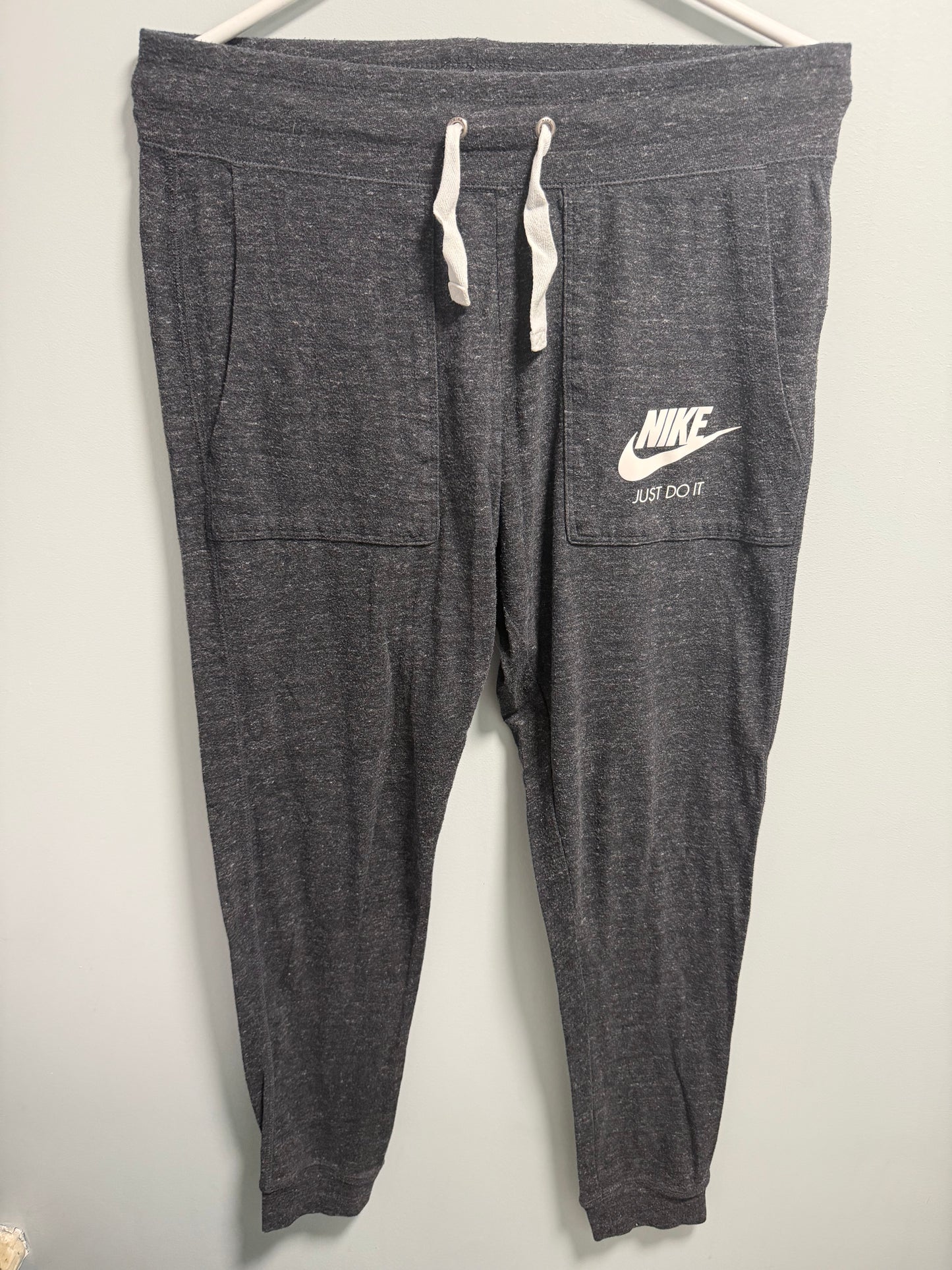 Nike Sportswear Jogger Pants – Dark Grey -S-