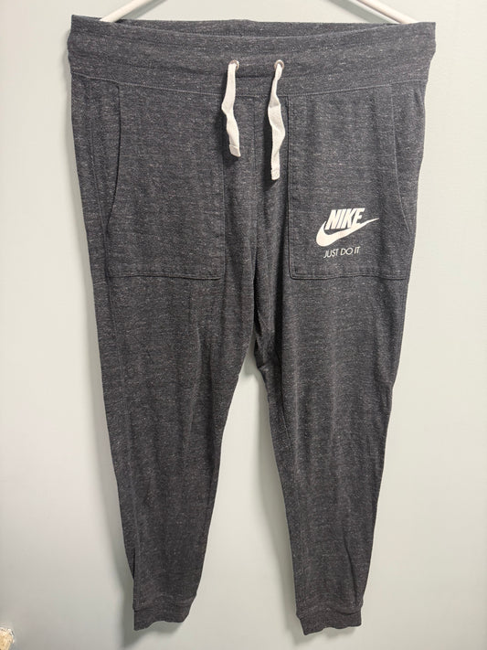 Nike Sportswear Jogger Pants – Dark Grey -S-