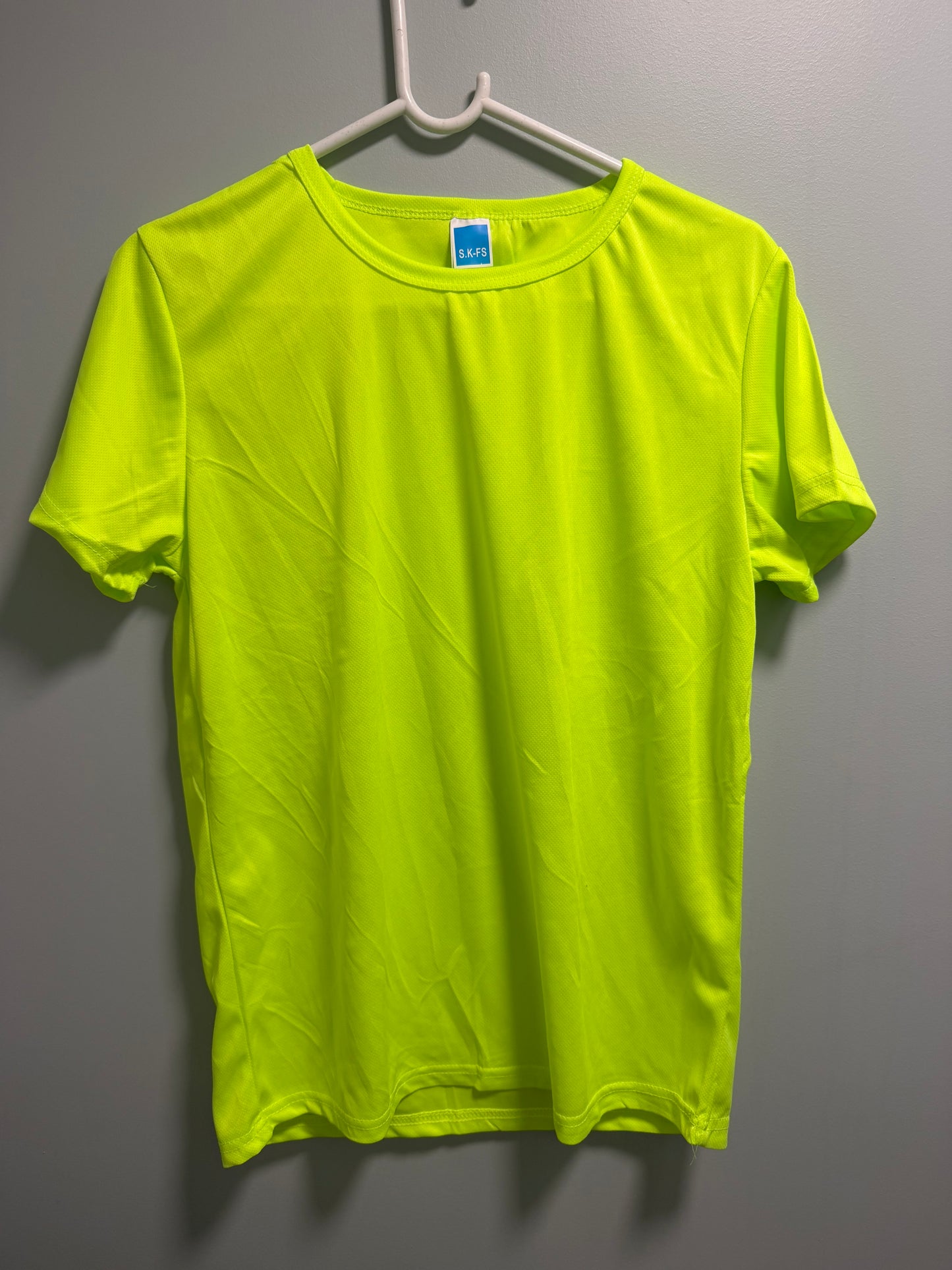 Sporta un darba T-krekls – Neon Zaļš ⭐